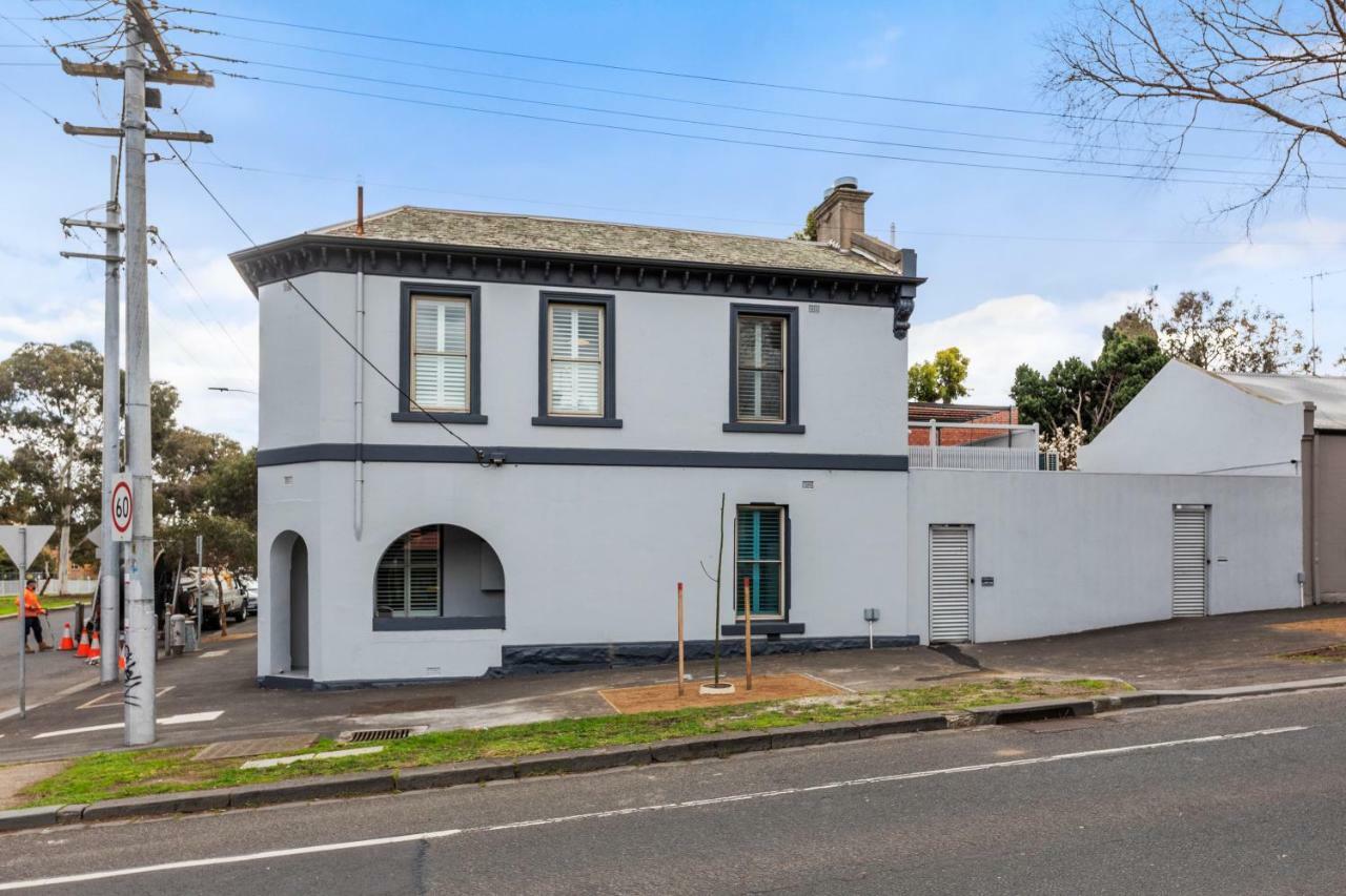 Work Sleep Live Melbourne Bed & Breakfast Exterior photo